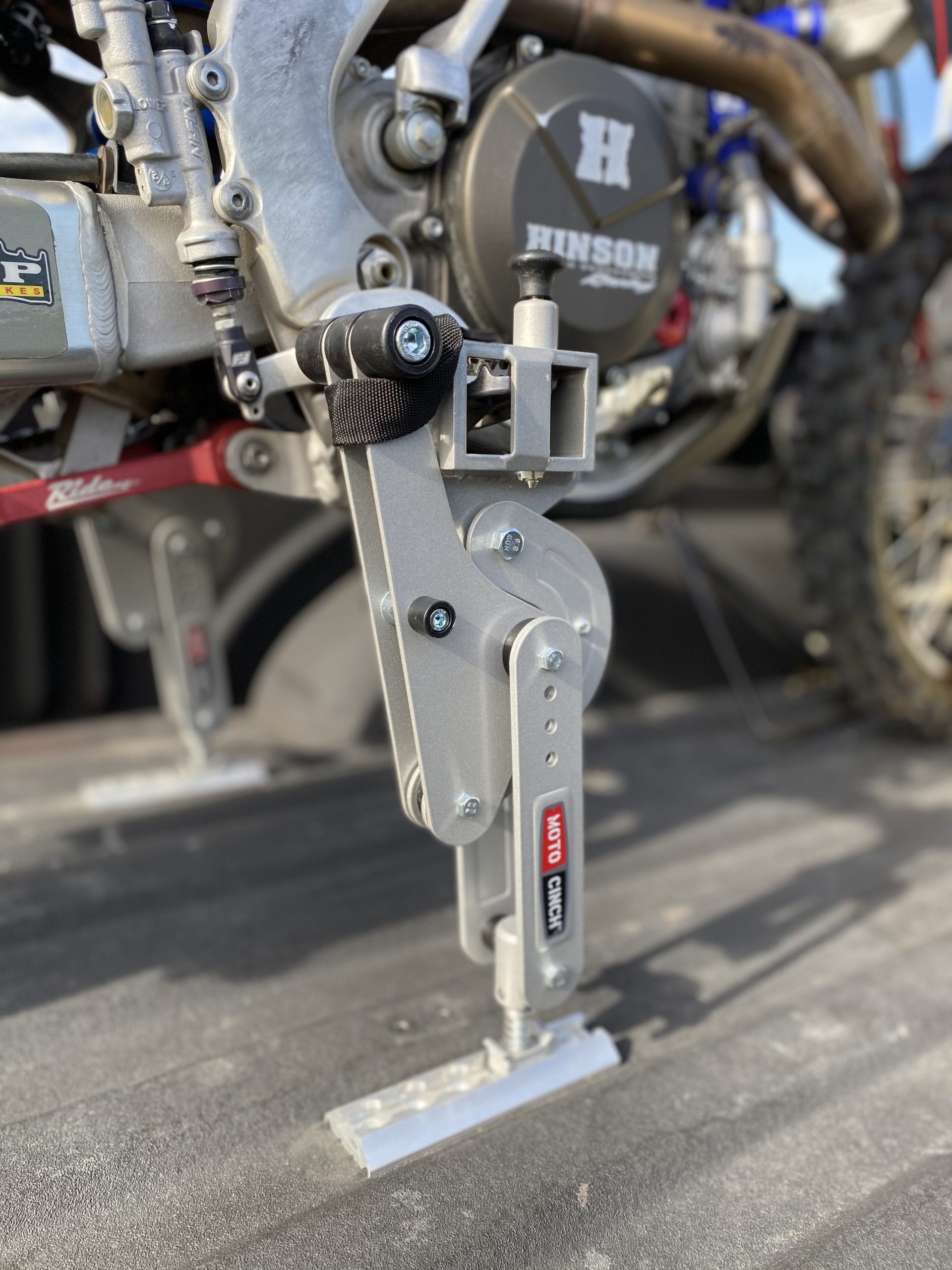 Moto Cinch Mx moto transport system