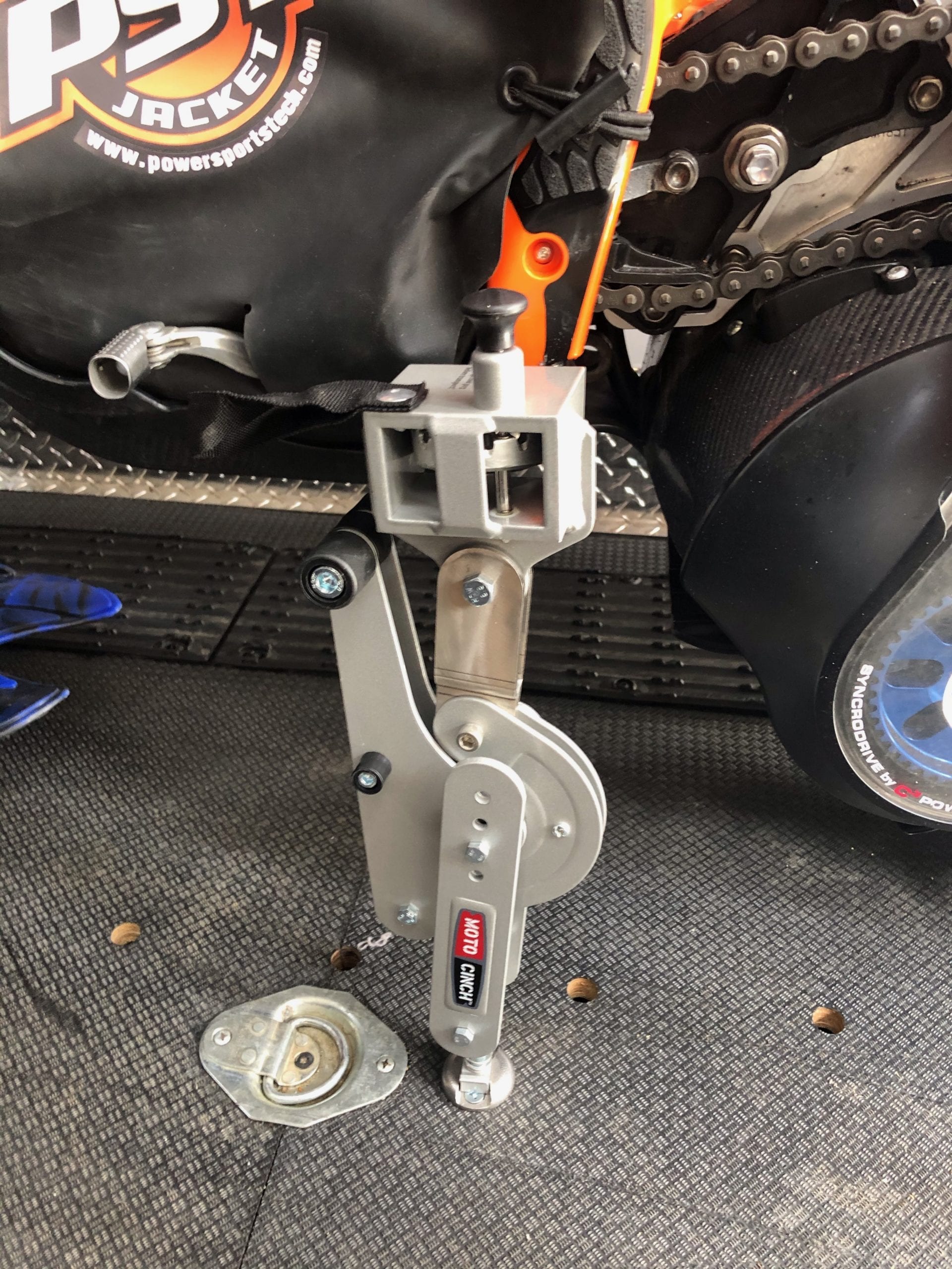 Moto Cinch MX strapless tie downs