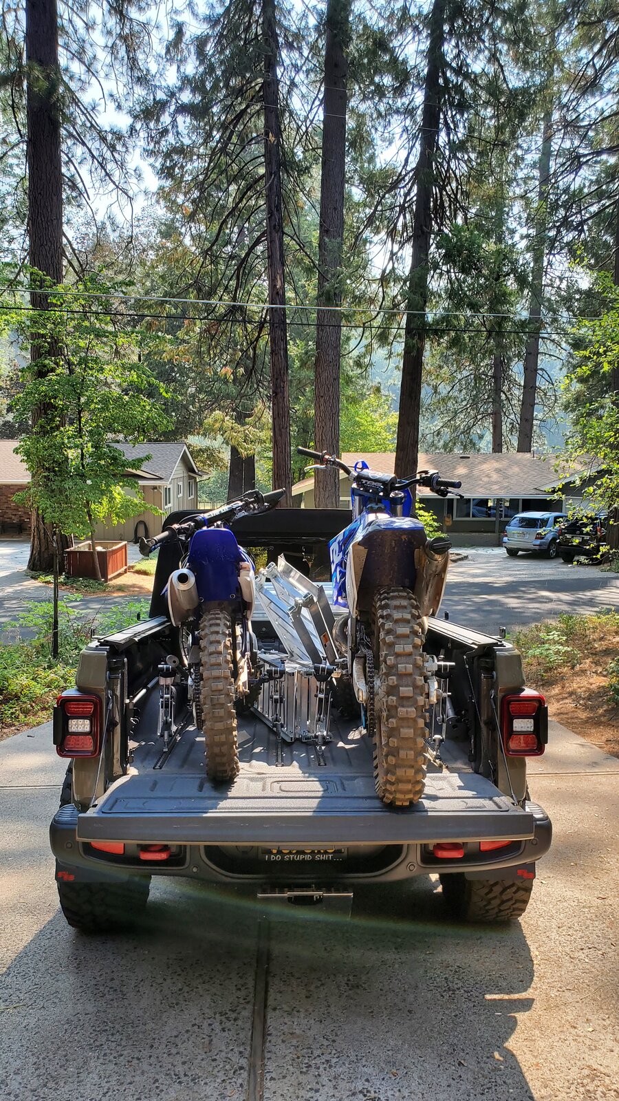Jeep and Moto Cinch strapless tie downs