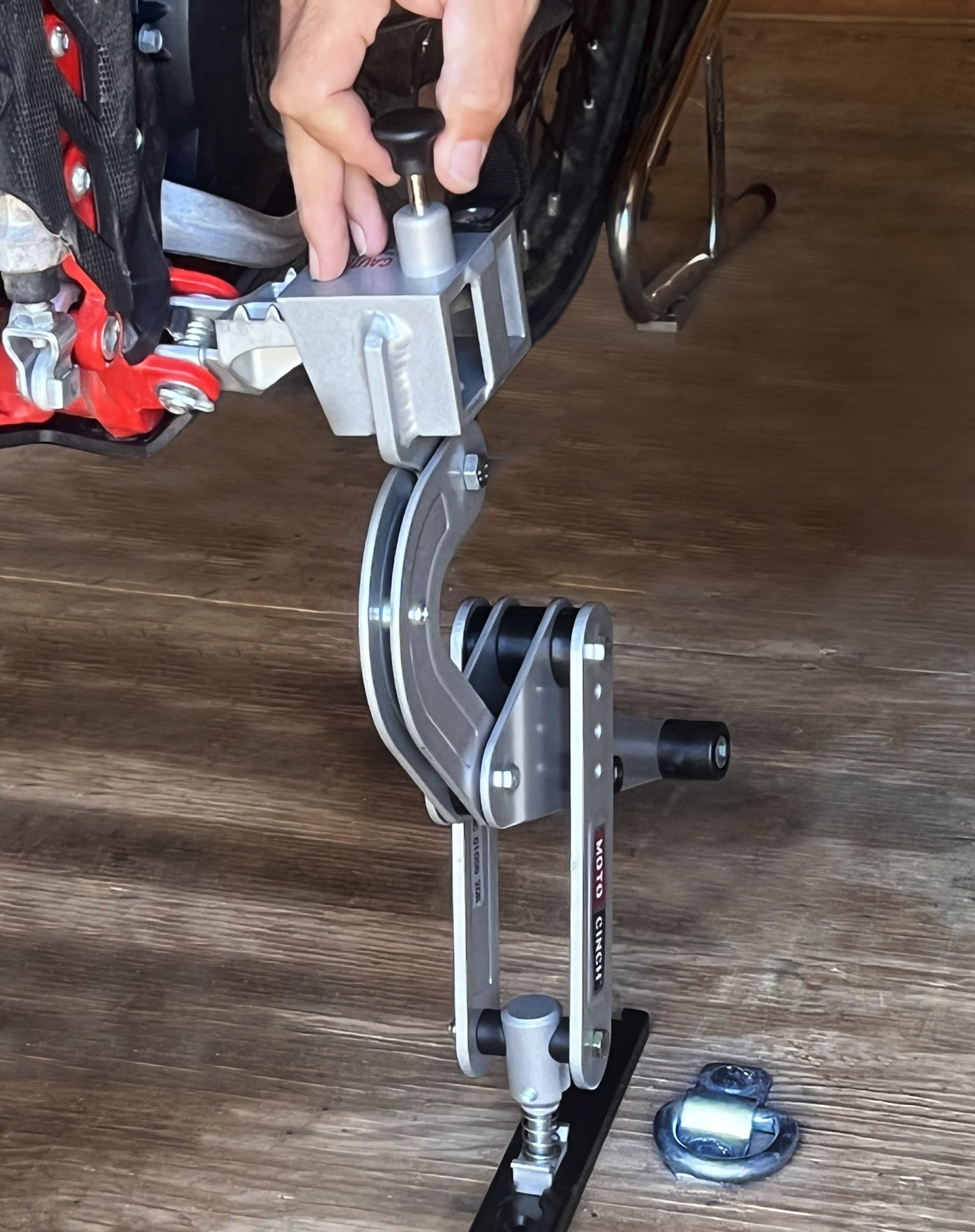 Moto cinch motorcycle tie downs click cinch go!