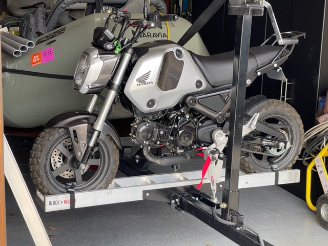 Moto Cinch strapless tie downs for dirt, street, ADV and sport bikes!